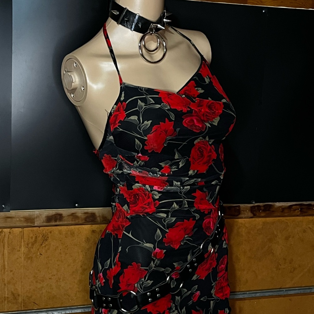 goth rose dress from forever21